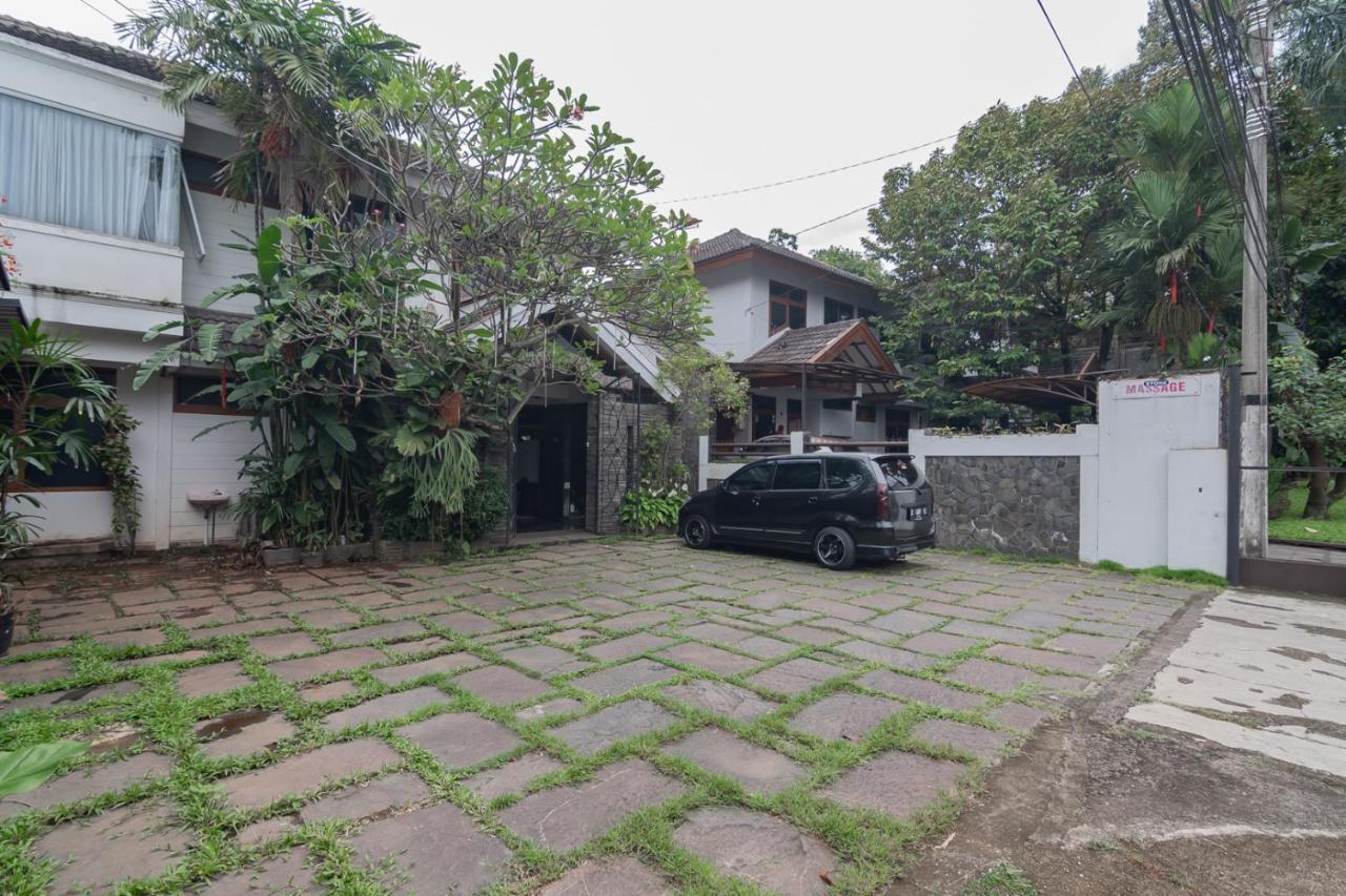Imelda Residence Setrasari Redpartner Bandung Dış mekan fotoğraf