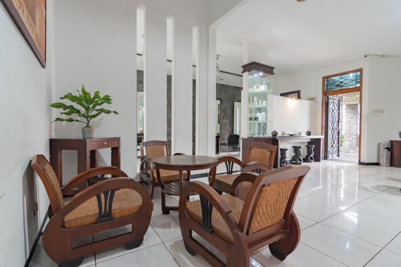 Imelda Residence Setrasari Redpartner Bandung Dış mekan fotoğraf
